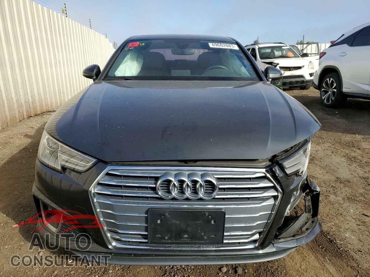 AUDI A4 2019 - WAUDNAF43KA100767
