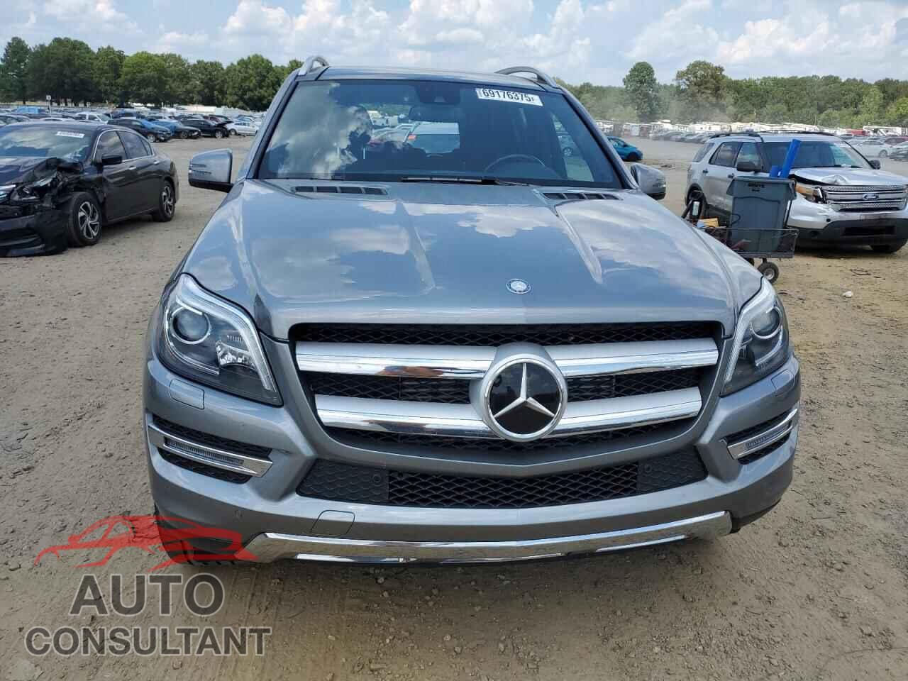 MERCEDES-BENZ GL-CLASS 2015 - 4JGDF2EE8FA531994