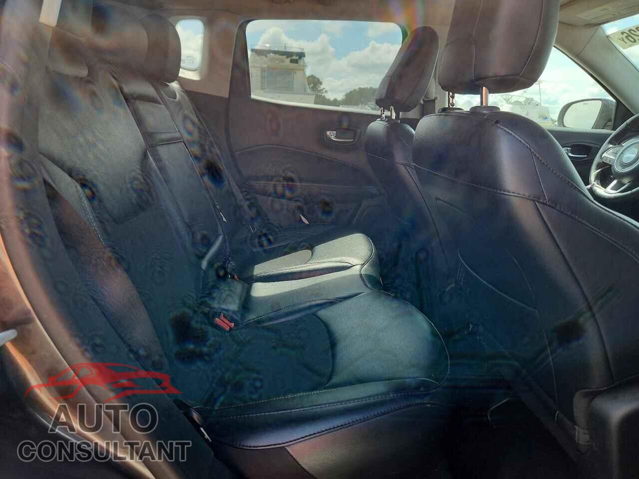 JEEP COMPASS 2019 - 3C4NJDBB1KT735889