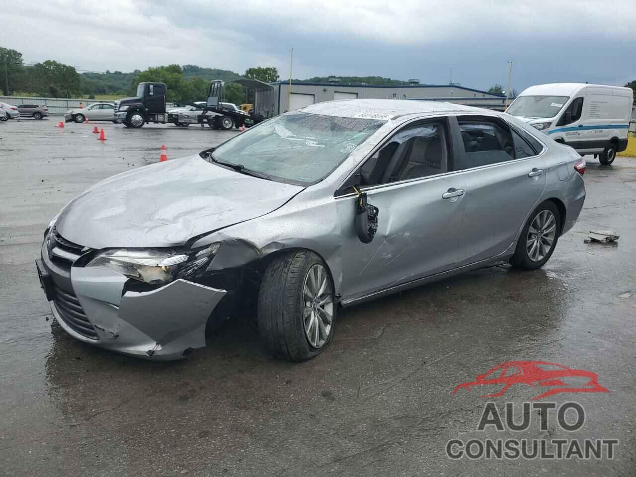 TOYOTA CAMRY 2016 - 4T4BF1FK7GR581524