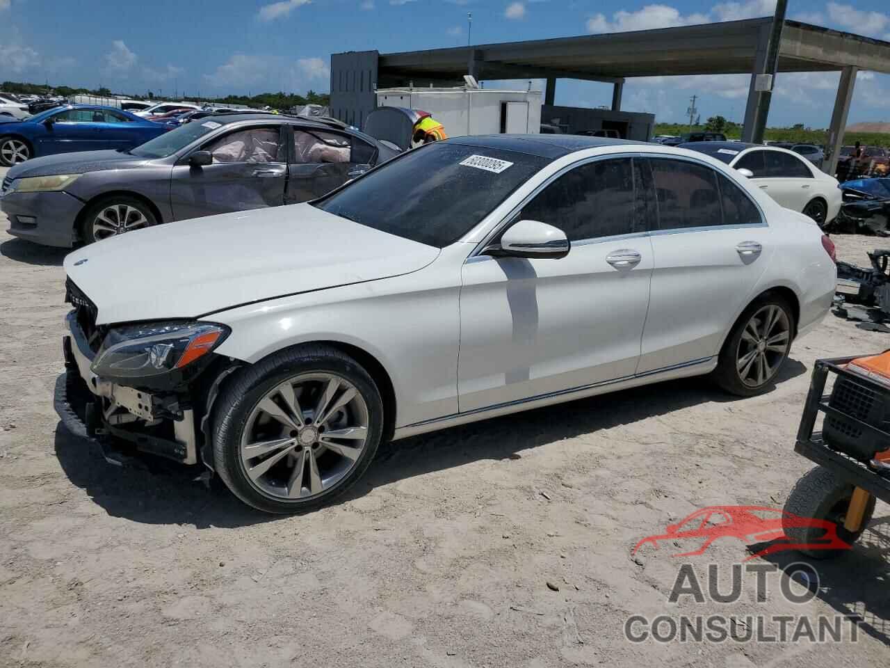 MERCEDES-BENZ C-CLASS 2016 - 55SWF4JB9GU151462