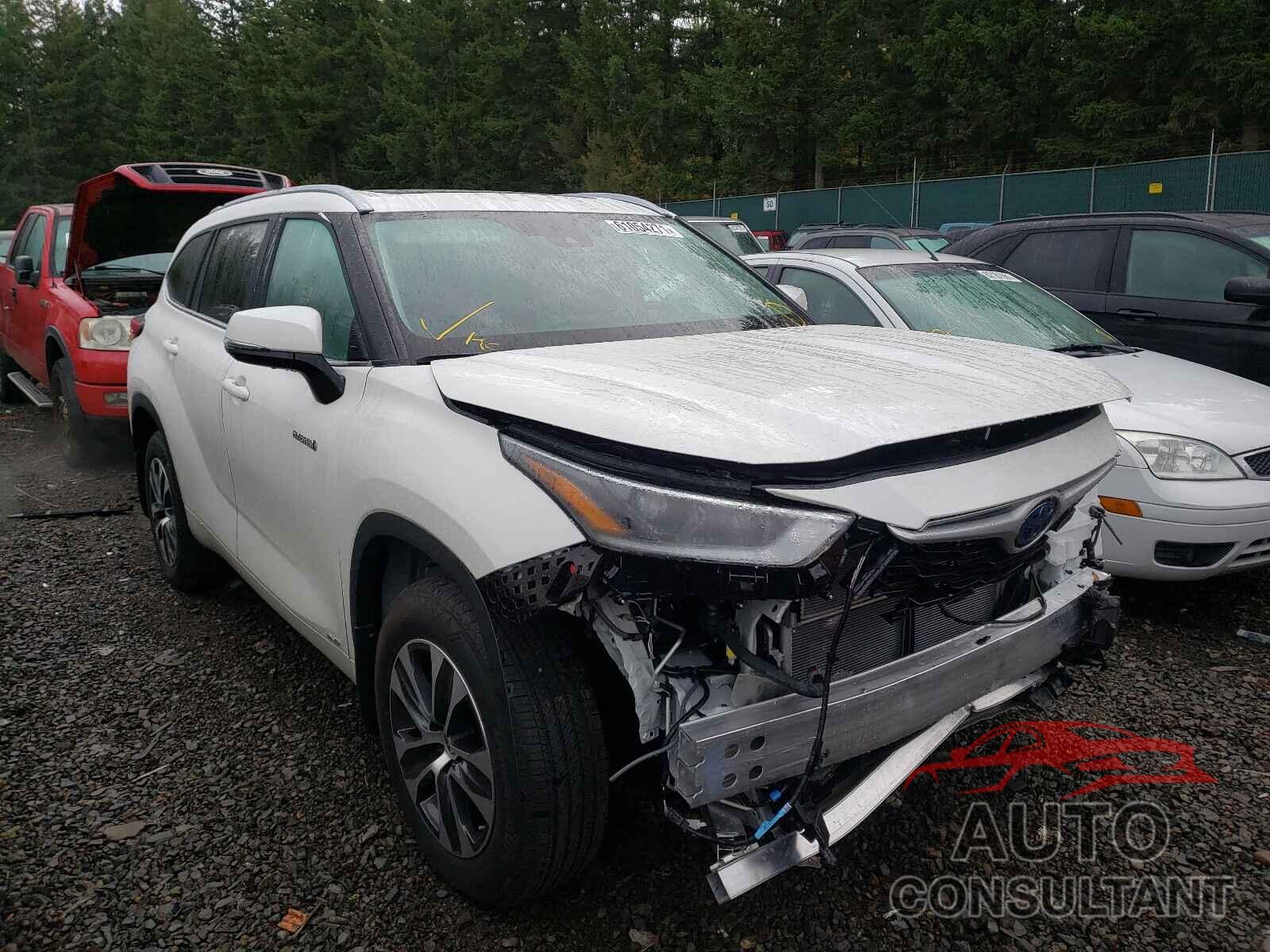 TOYOTA HIGHLANDER 2021 - 5TDHBRCH3MS527097