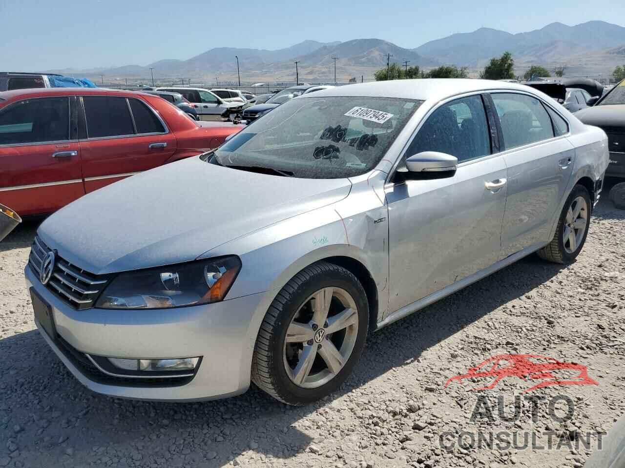 VOLKSWAGEN PASSAT 2015 - 1VWAS7A36FC110135