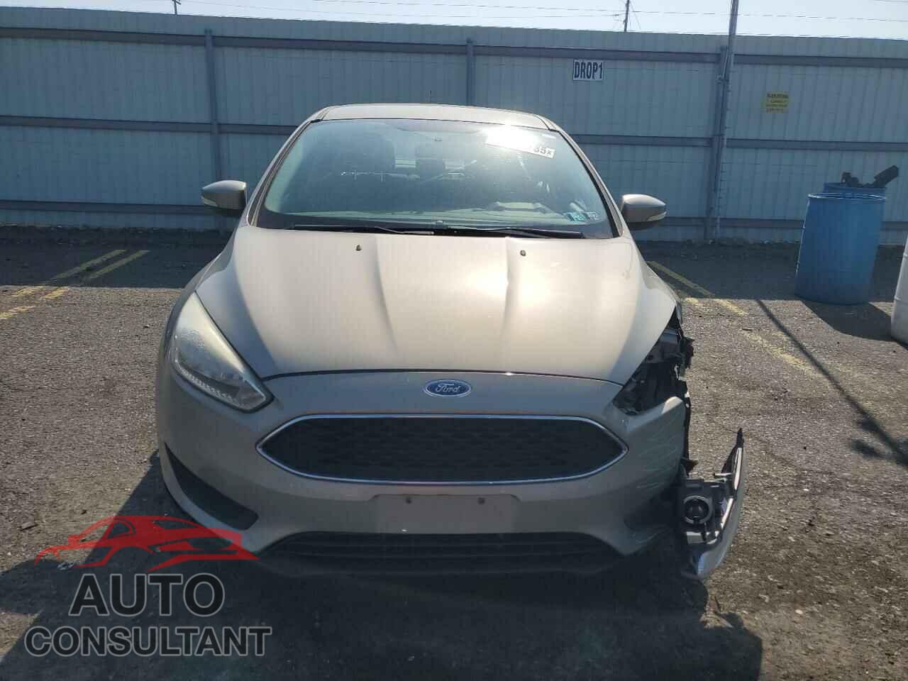 FORD FOCUS 2016 - 1FADP3F25GL256592
