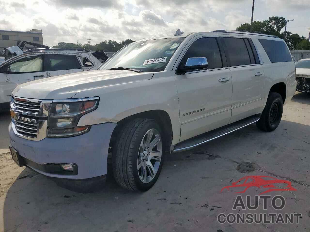 CHEVROLET SUBURBAN 2015 - 1GNSCKKC8FR511762