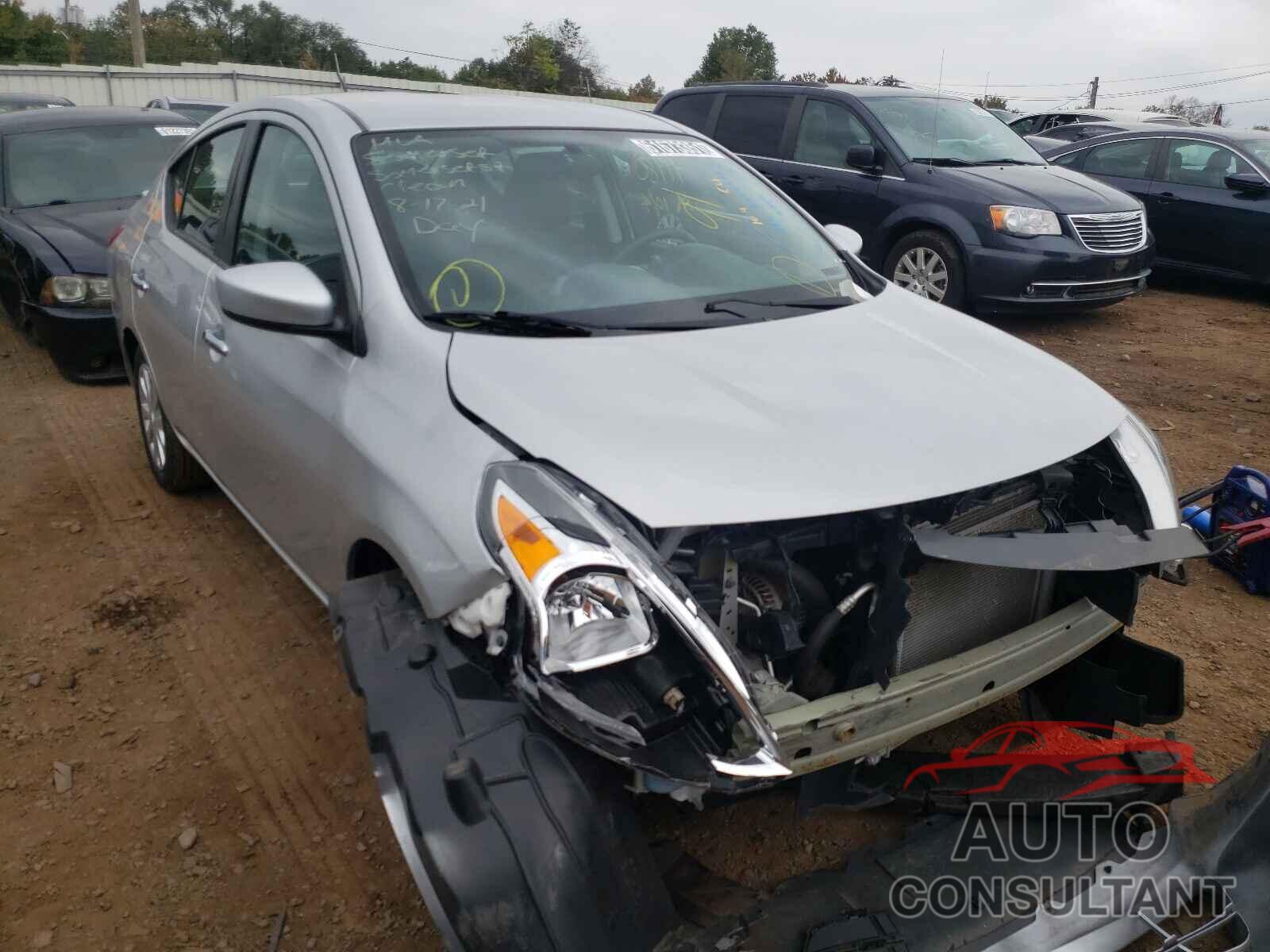 NISSAN VERSA 2019 - 3N1CN7AP8KL859302