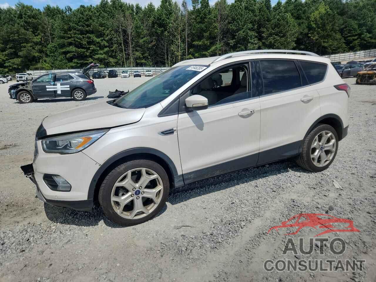 FORD ESCAPE 2017 - 1FMCU0J99HUA75956
