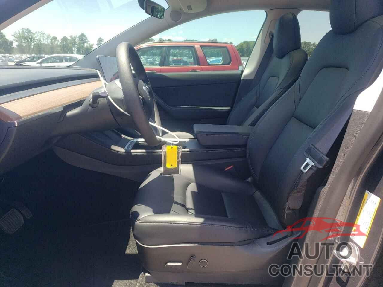 TESLA MODEL Y 2022 - 7SAYGDEE7NF325573