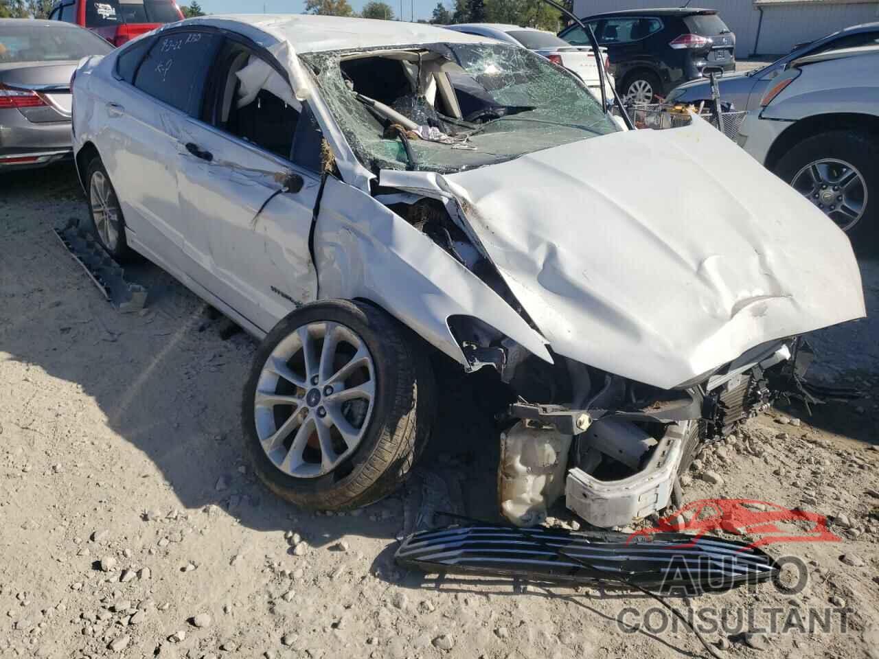 FORD FUSION 2019 - 3FA6P0LU5KR125587