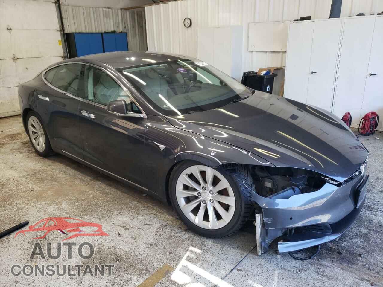 TESLA MODEL S 2017 - 5YJSA1E17HF178773