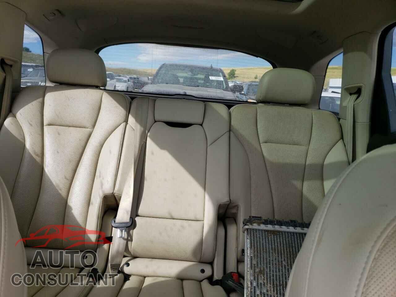 AUDI Q7 2017 - WA1VAAF76HD045696