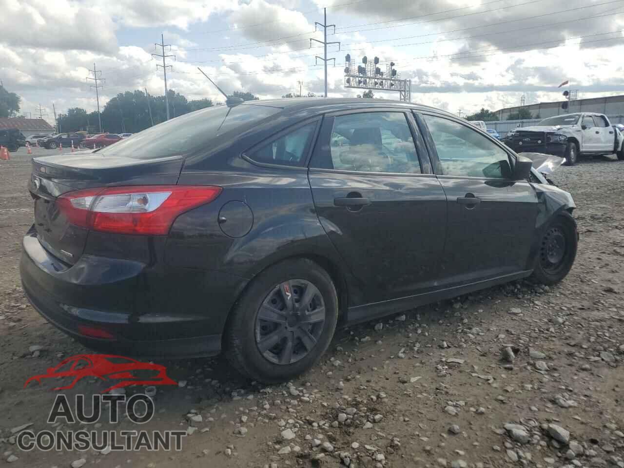 FORD FOCUS 2014 - 1FADP3E21EL389185
