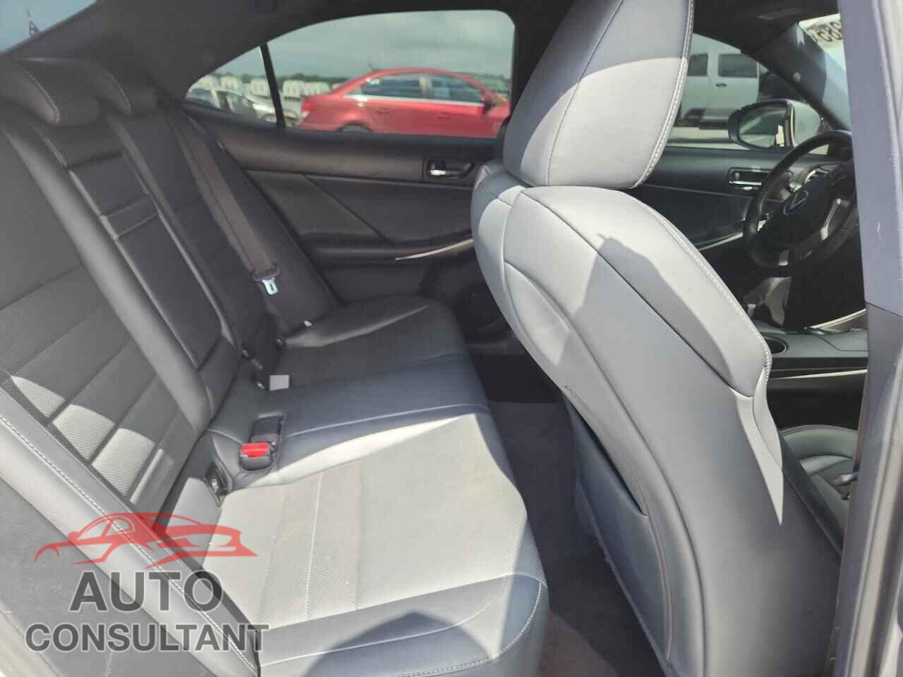 LEXUS IS 2014 - JTHCF1D26E5008447