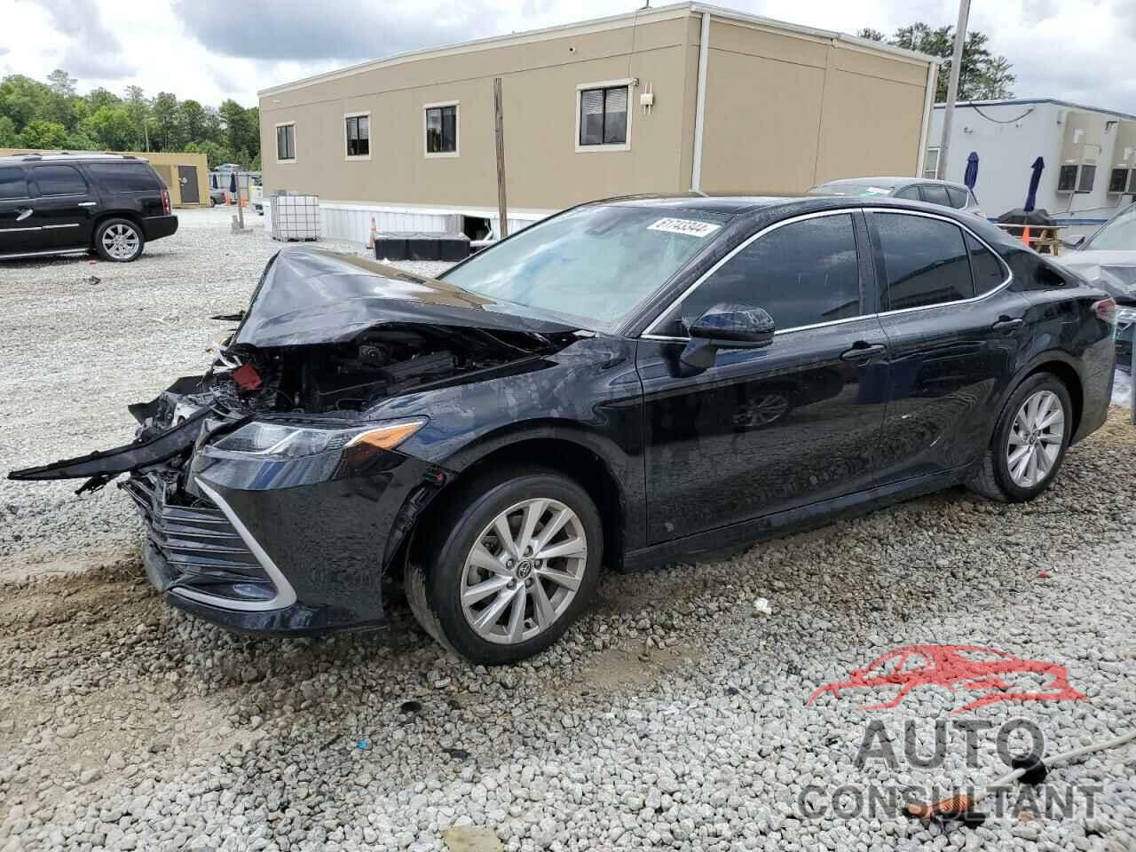 TOYOTA CAMRY 2021 - 4T1C11AK7MU546644