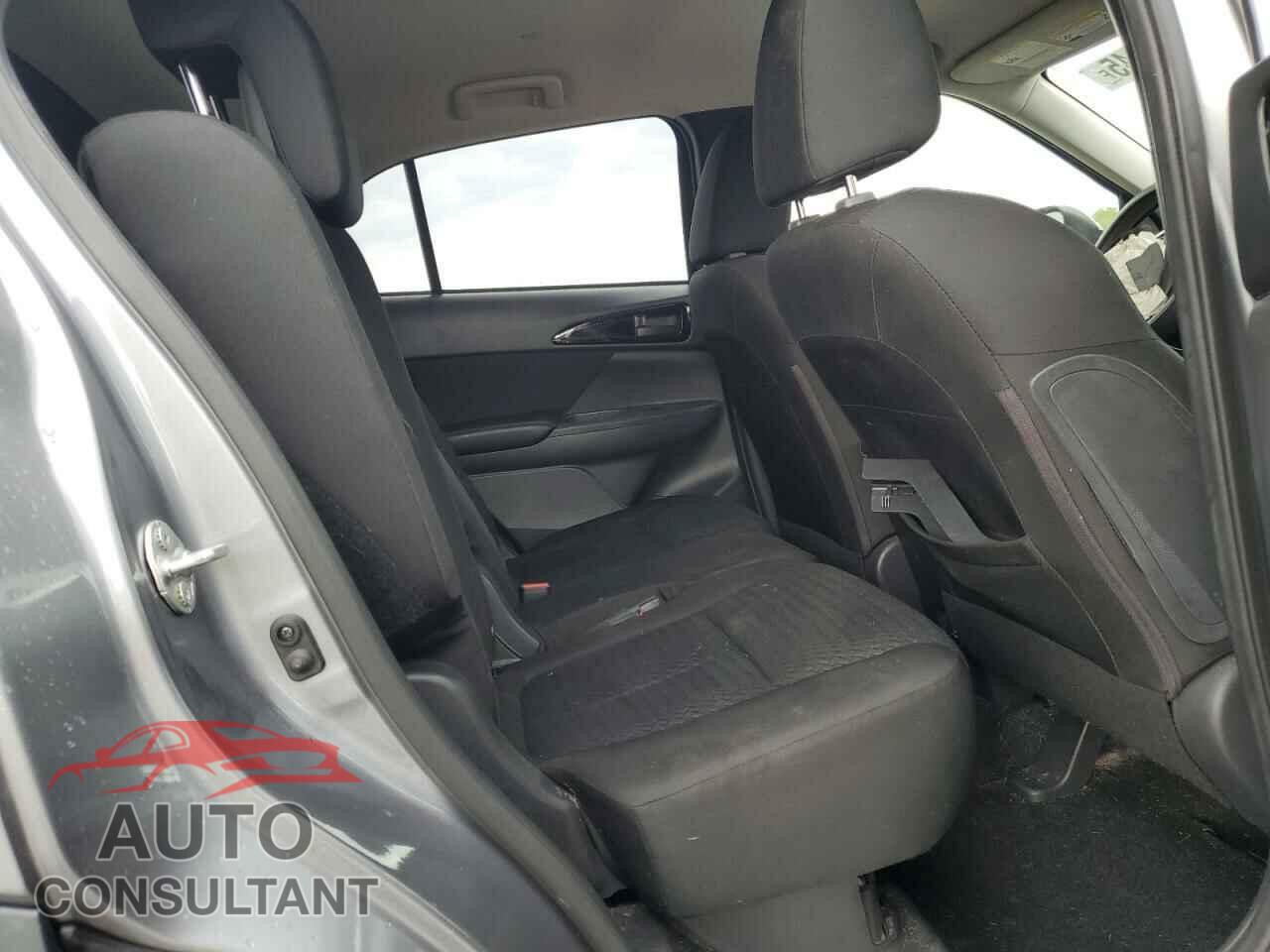MITSUBISHI ECLIPSE 2018 - JA4AT4AA9JZ044791