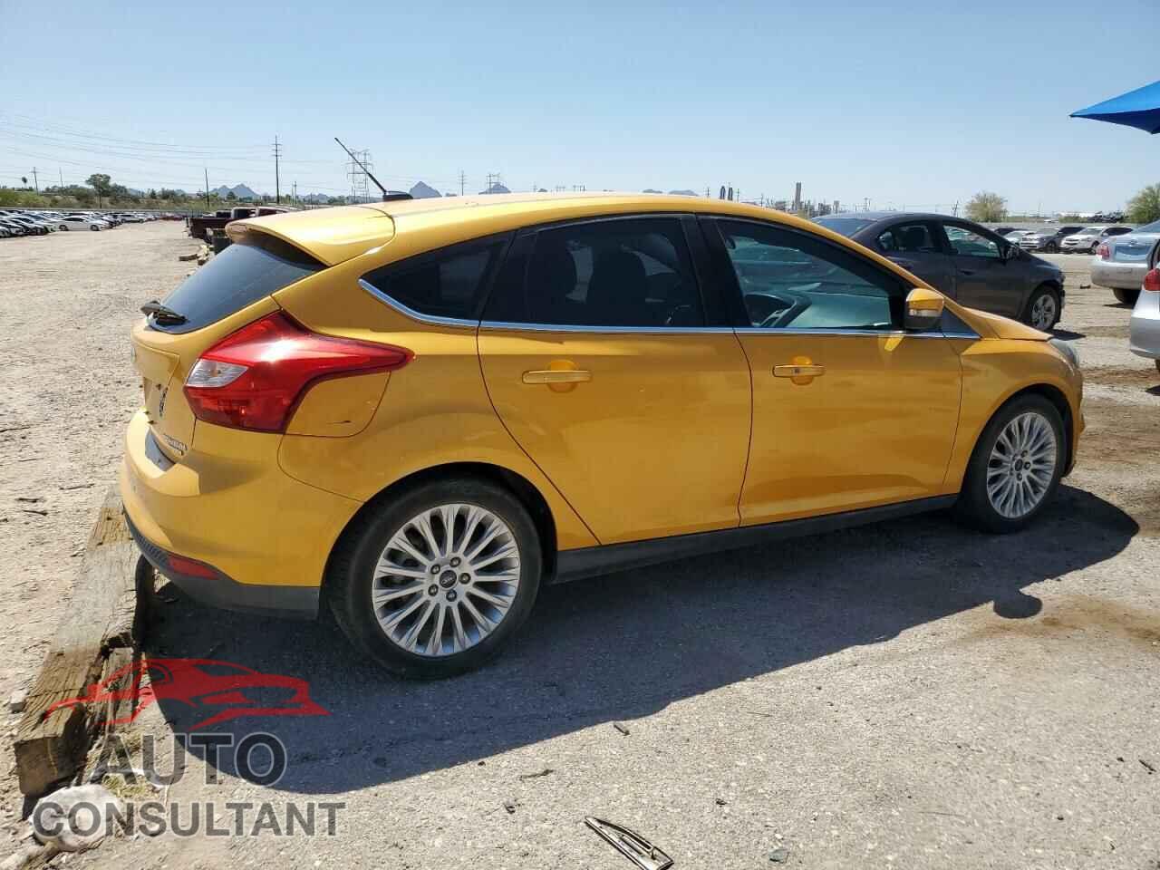 FORD FOCUS 2012 - 1FAHP3N26CL477678