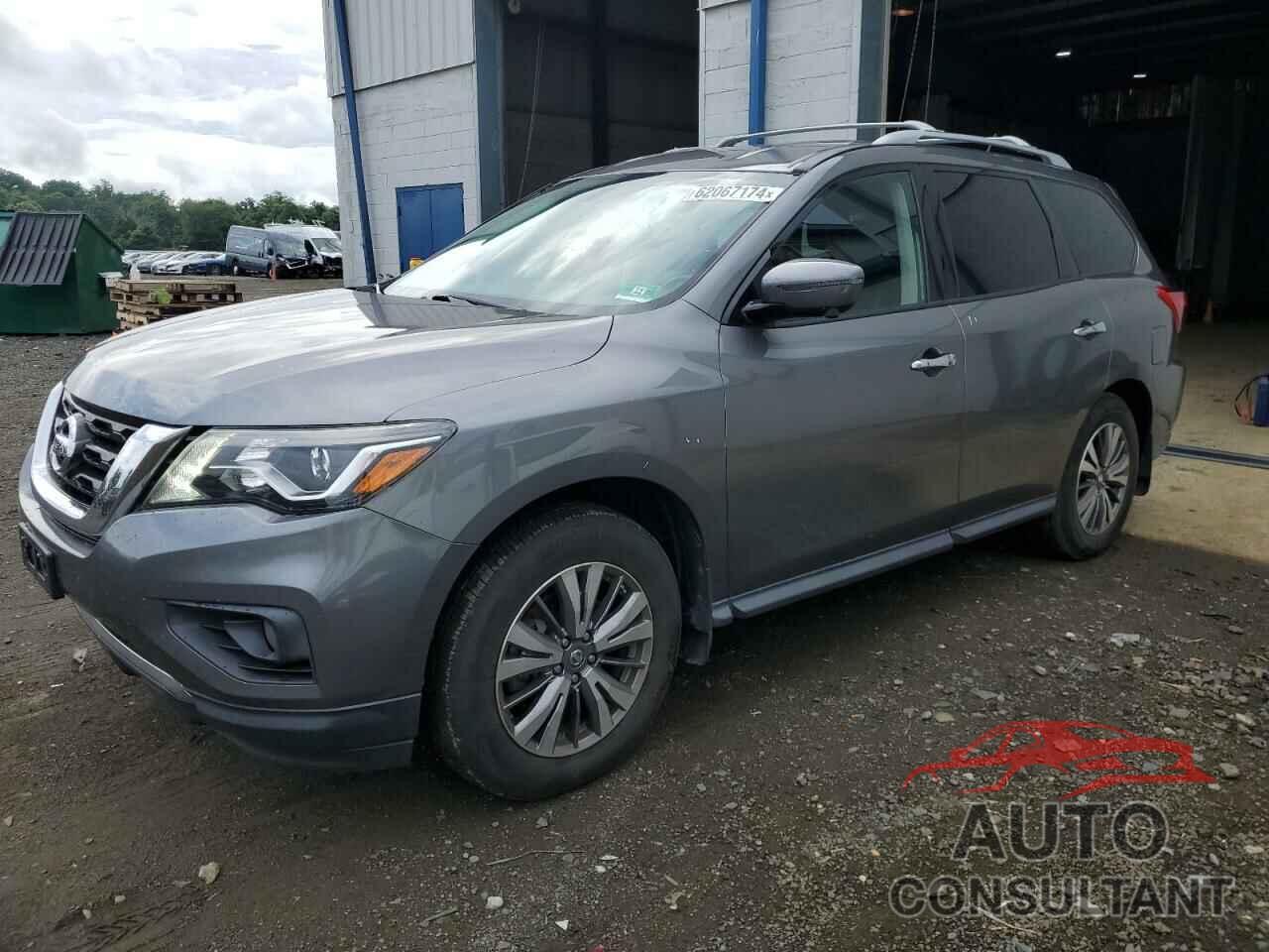 NISSAN PATHFINDER 2018 - 5N1DR2MM4JC619017