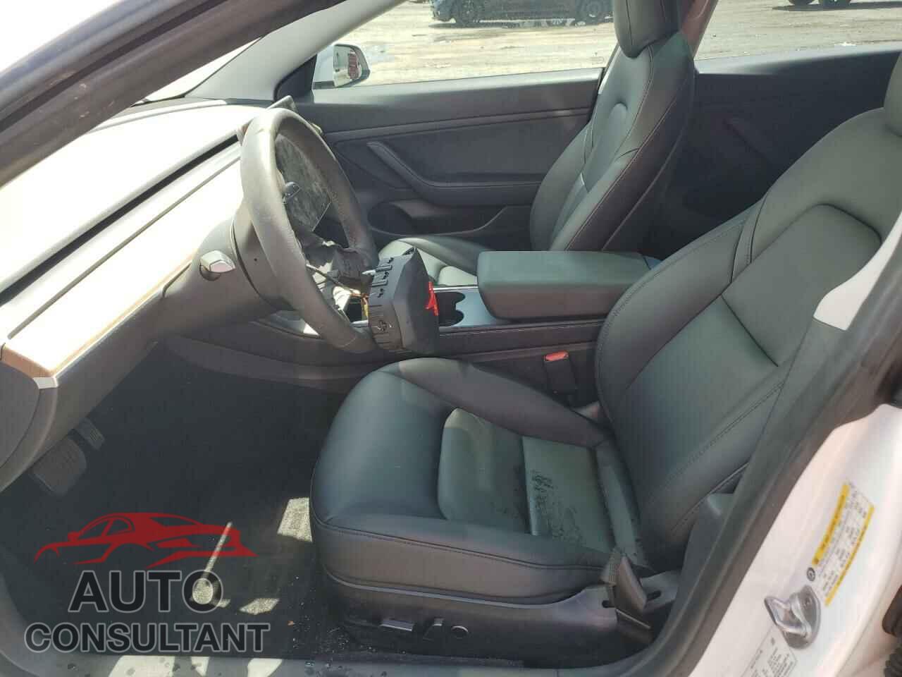 TESLA MODEL 3 2021 - 5YJ3E1EA4MF851621