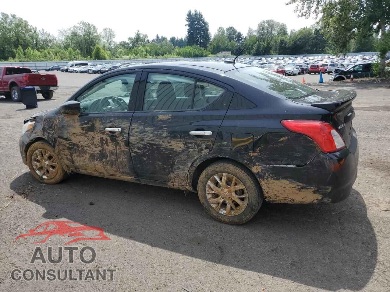 NISSAN VERSA 2018 - 3N1CN7AP4JL831785