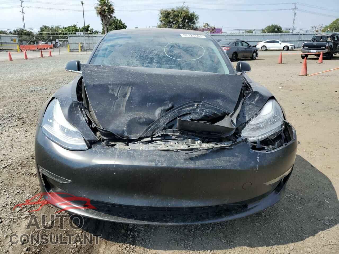 TESLA MODEL 3 2018 - 5YJ3E1EB8JF103460