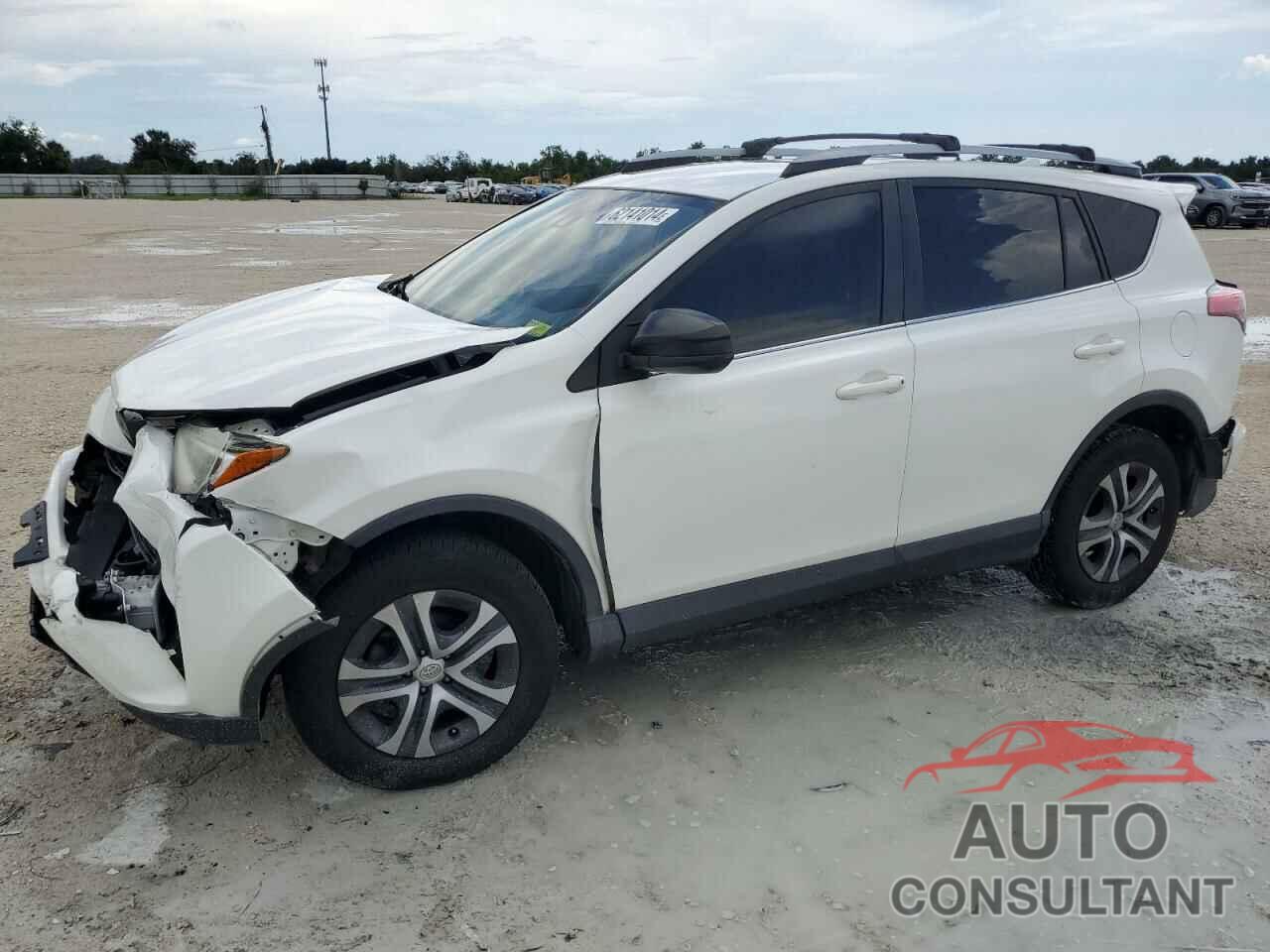 TOYOTA RAV4 2017 - JTMBFREV6HJ114123