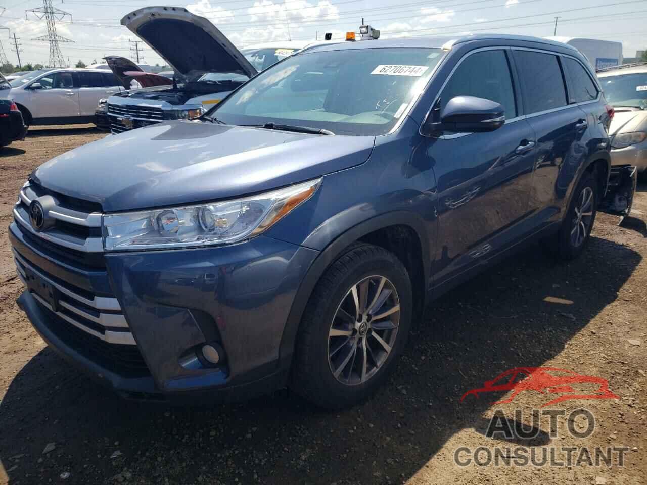 TOYOTA HIGHLANDER 2017 - 5TDJZRFH5HS425282