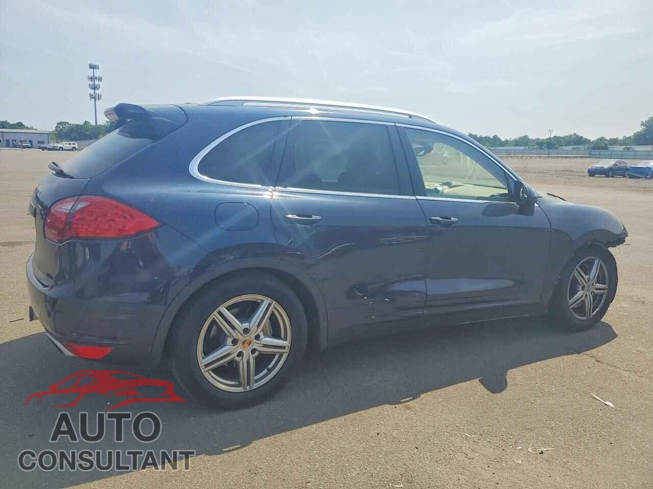 PORSCHE CAYENNE 2013 - WP1AB2A25DLA84622