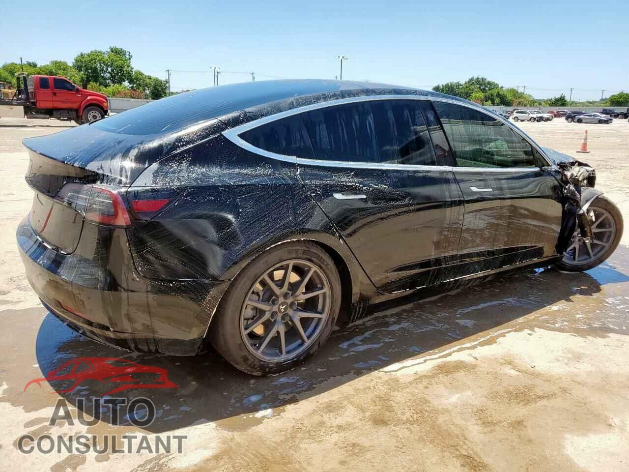 TESLA MODEL 3 2018 - 5YJ3E1EA5JF152543