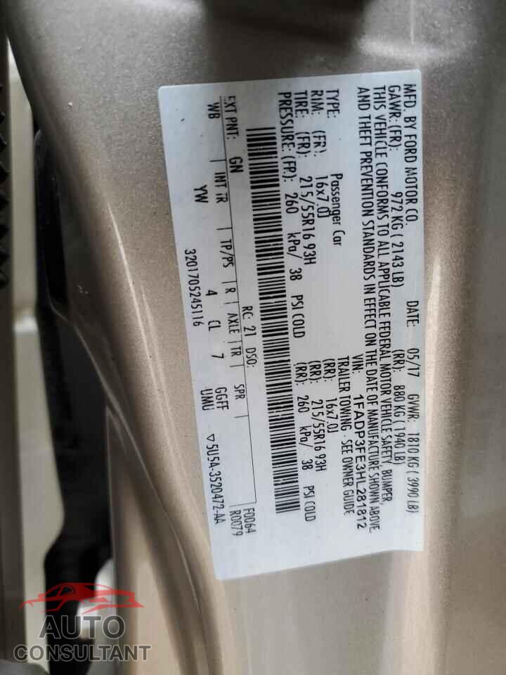 FORD FOCUS 2017 - 1FADP3FE3HL281812