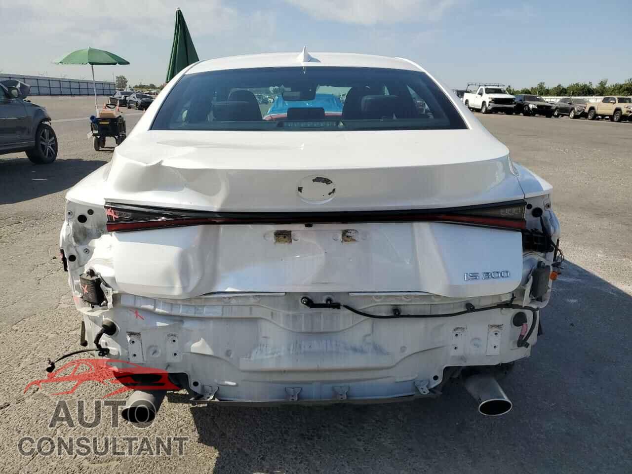LEXUS IS 2021 - JTHCA1D20M5114499