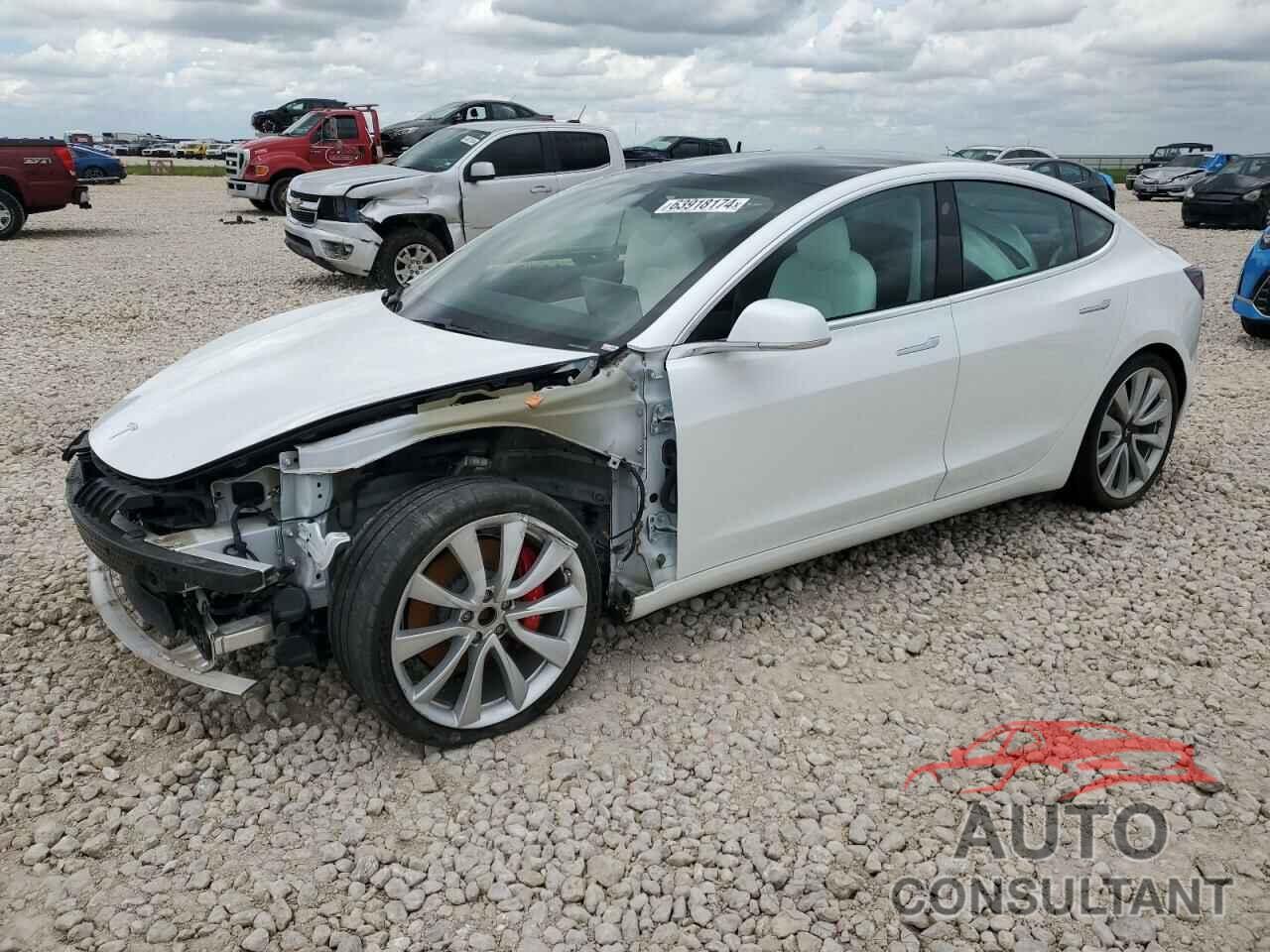 TESLA MODEL 3 2019 - 5YJ3E1EB5KF472701