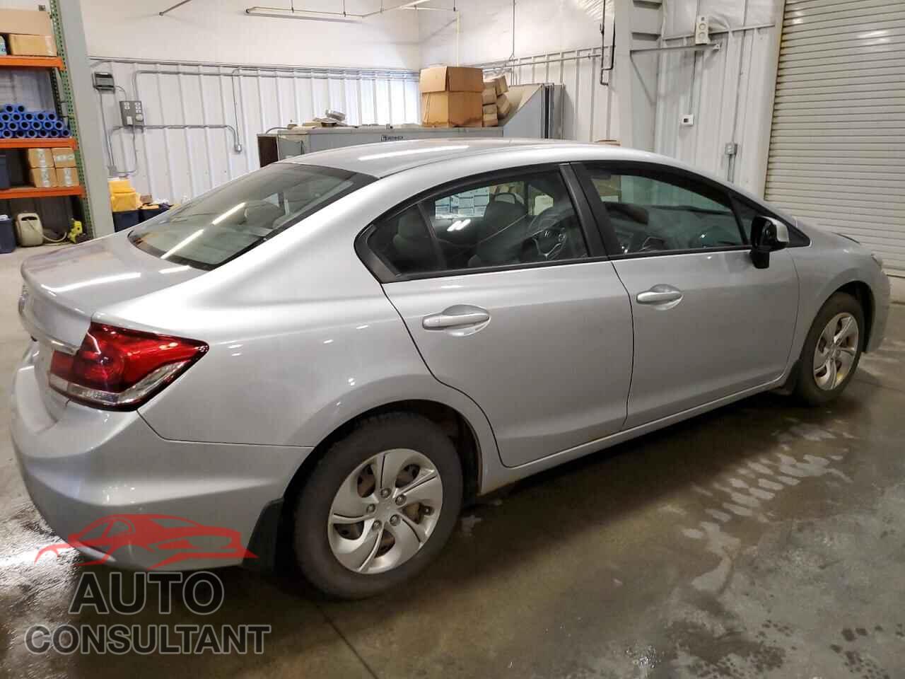 HONDA CIVIC 2013 - 19XFB2F55DE075809