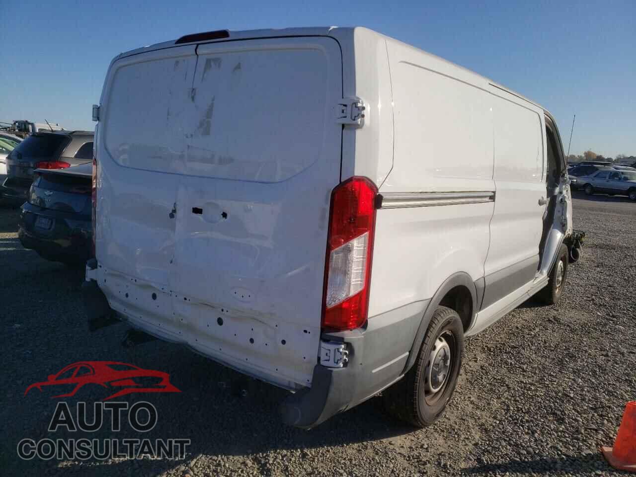 FORD TRANSIT CO 2017 - 1FTYE1YM4HKA18941