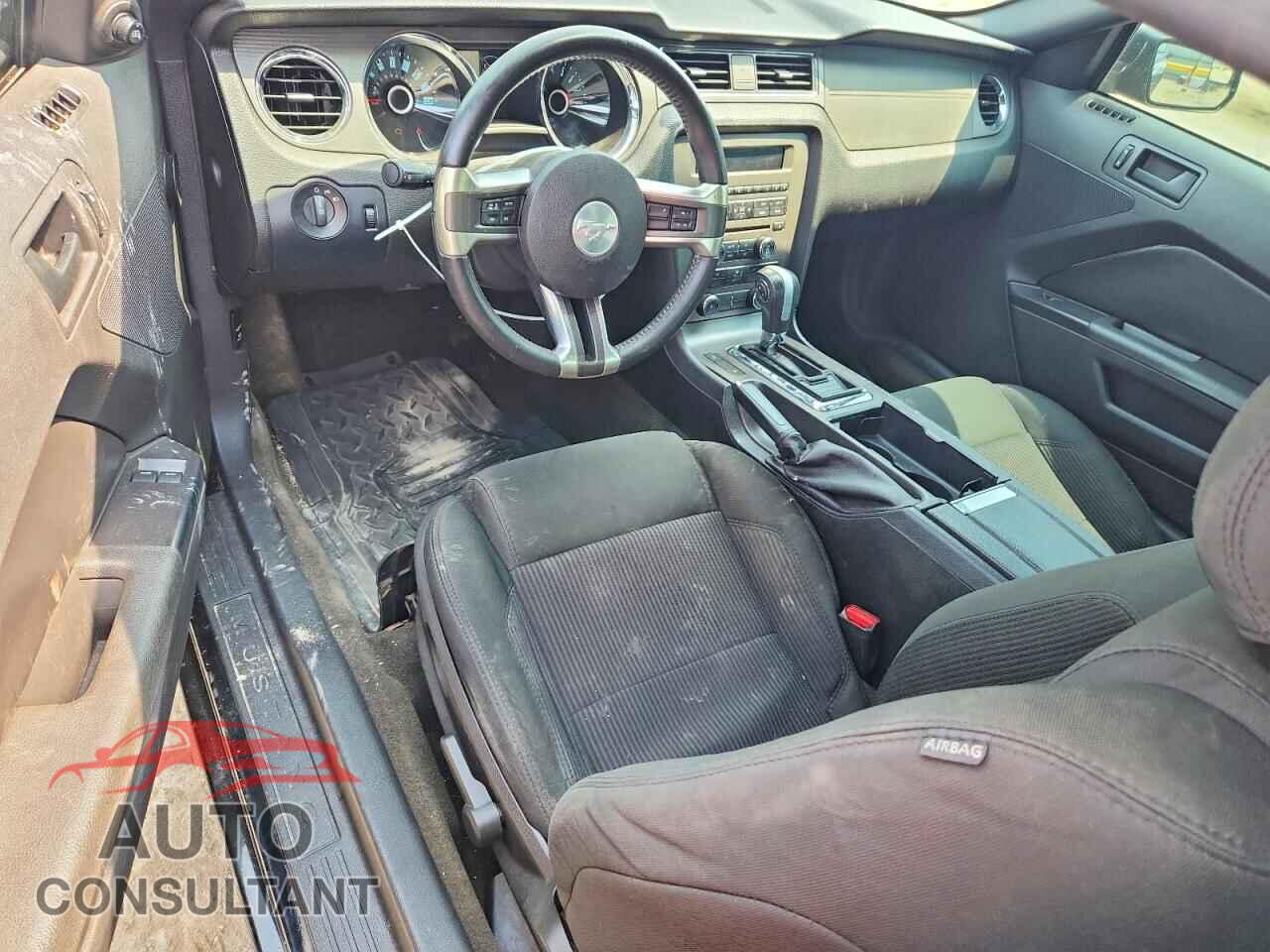 FORD MUSTANG 2014 - 1ZVBP8AM3E5241160