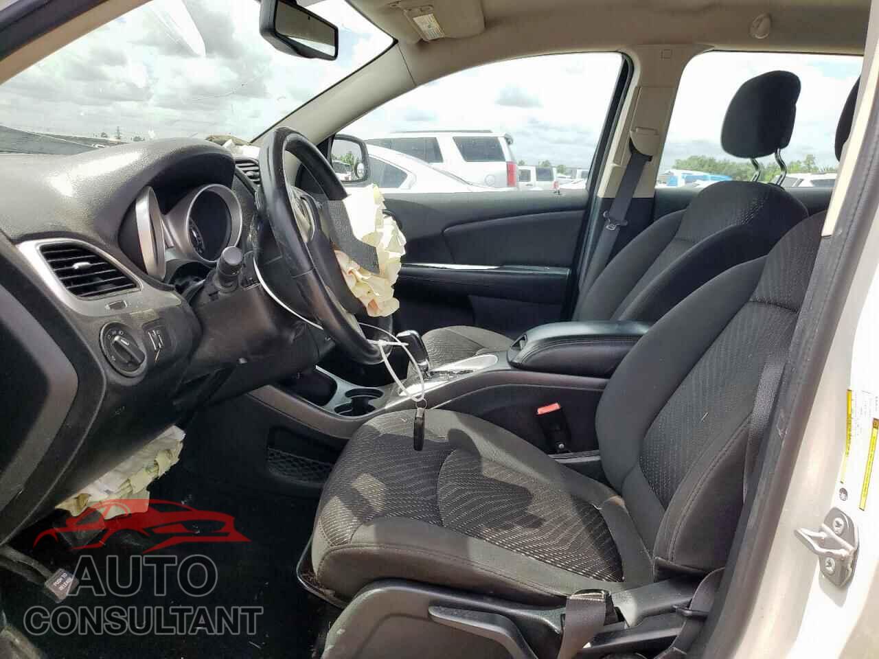 DODGE JOURNEY 2015 - 3C4PDCAB8FT707976