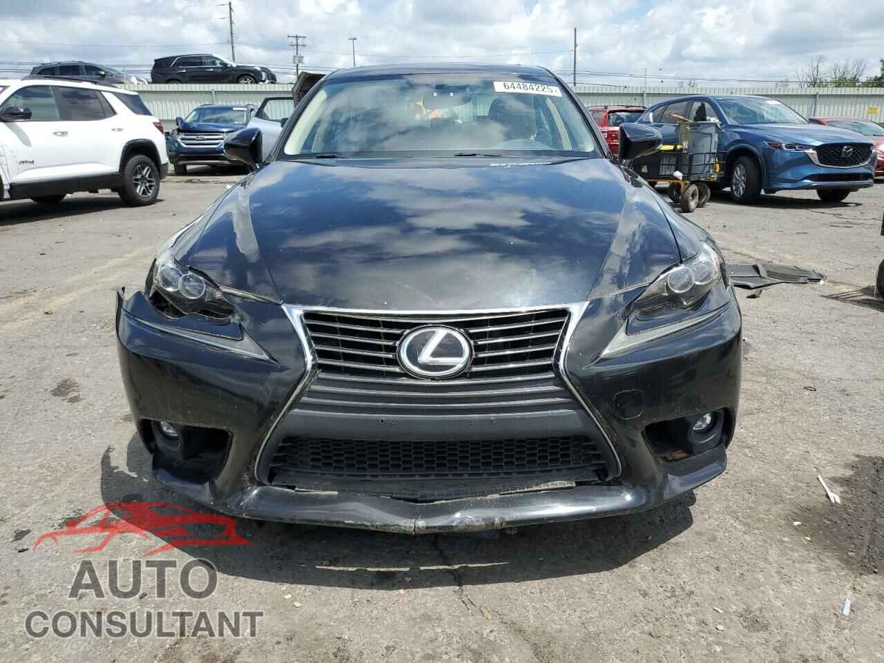 LEXUS IS 2015 - JTHCF1D22F5023867