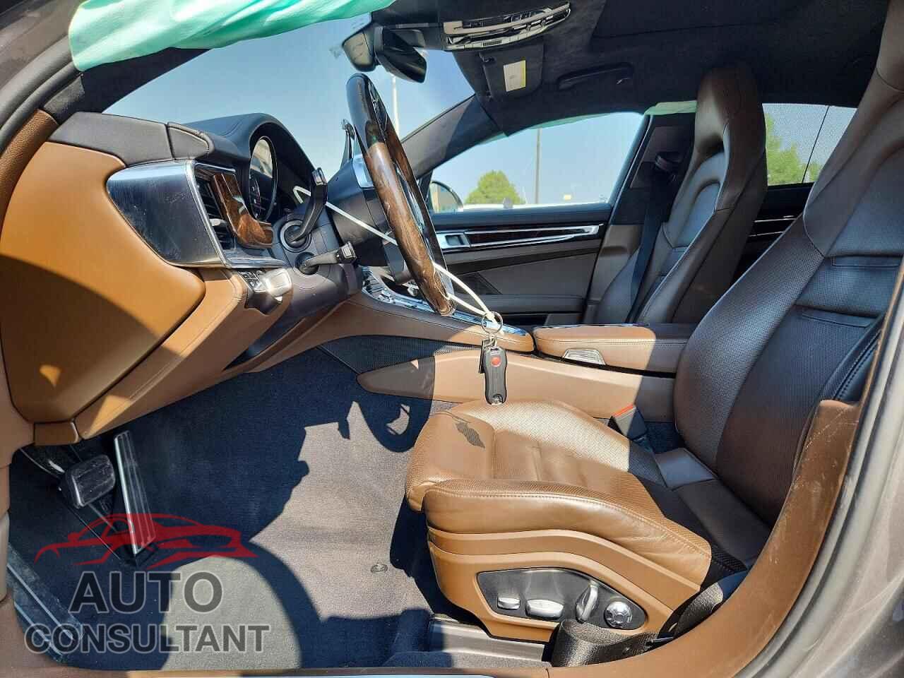 PORSCHE PANAMERA 2018 - WP0AE2A77JL127647