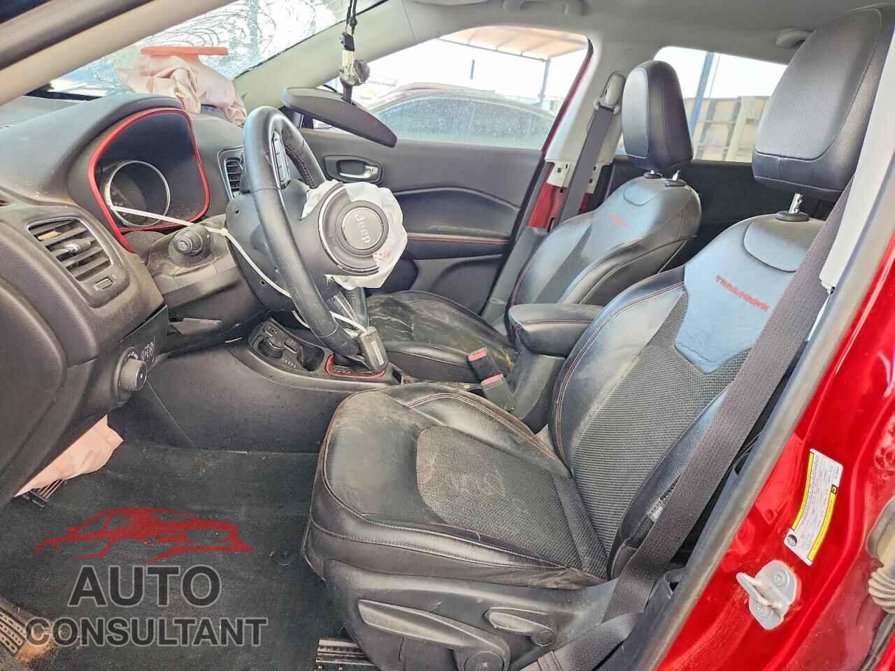 JEEP COMPASS 2019 - 3C4NJDDB7KT752953
