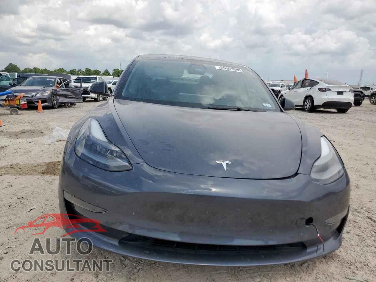 TESLA MODEL 3 2023 - 5YJ3E1EA0PF685246