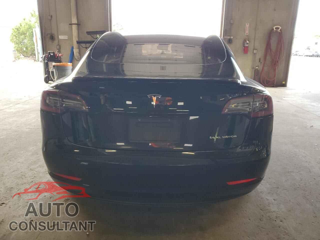 TESLA MODEL 3 2019 - 5YJ3E1EB9KF209188