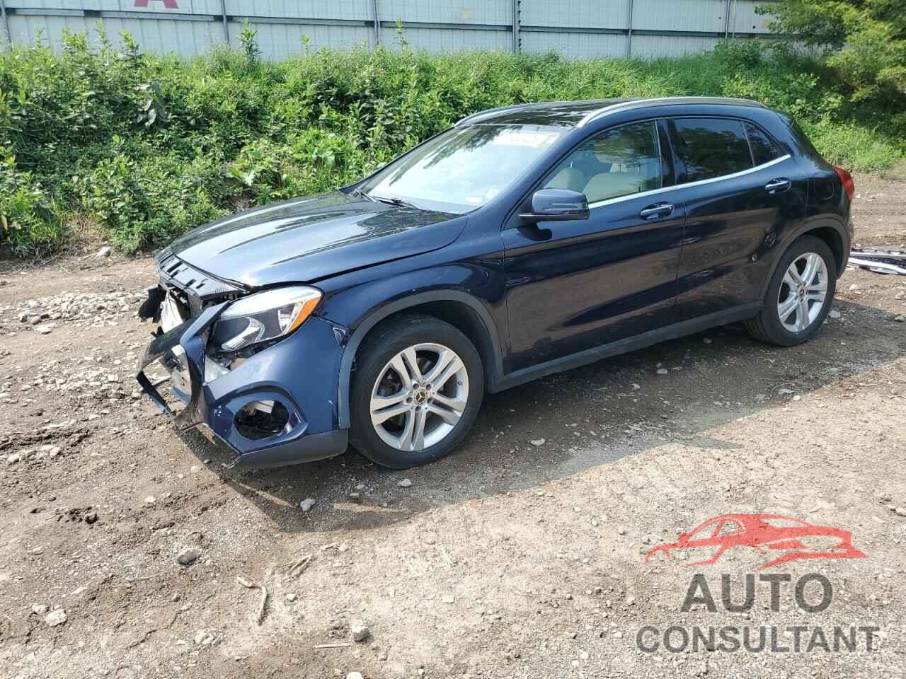 MERCEDES-BENZ GLA-CLASS 2018 - WDCTG4GBXJJ418241