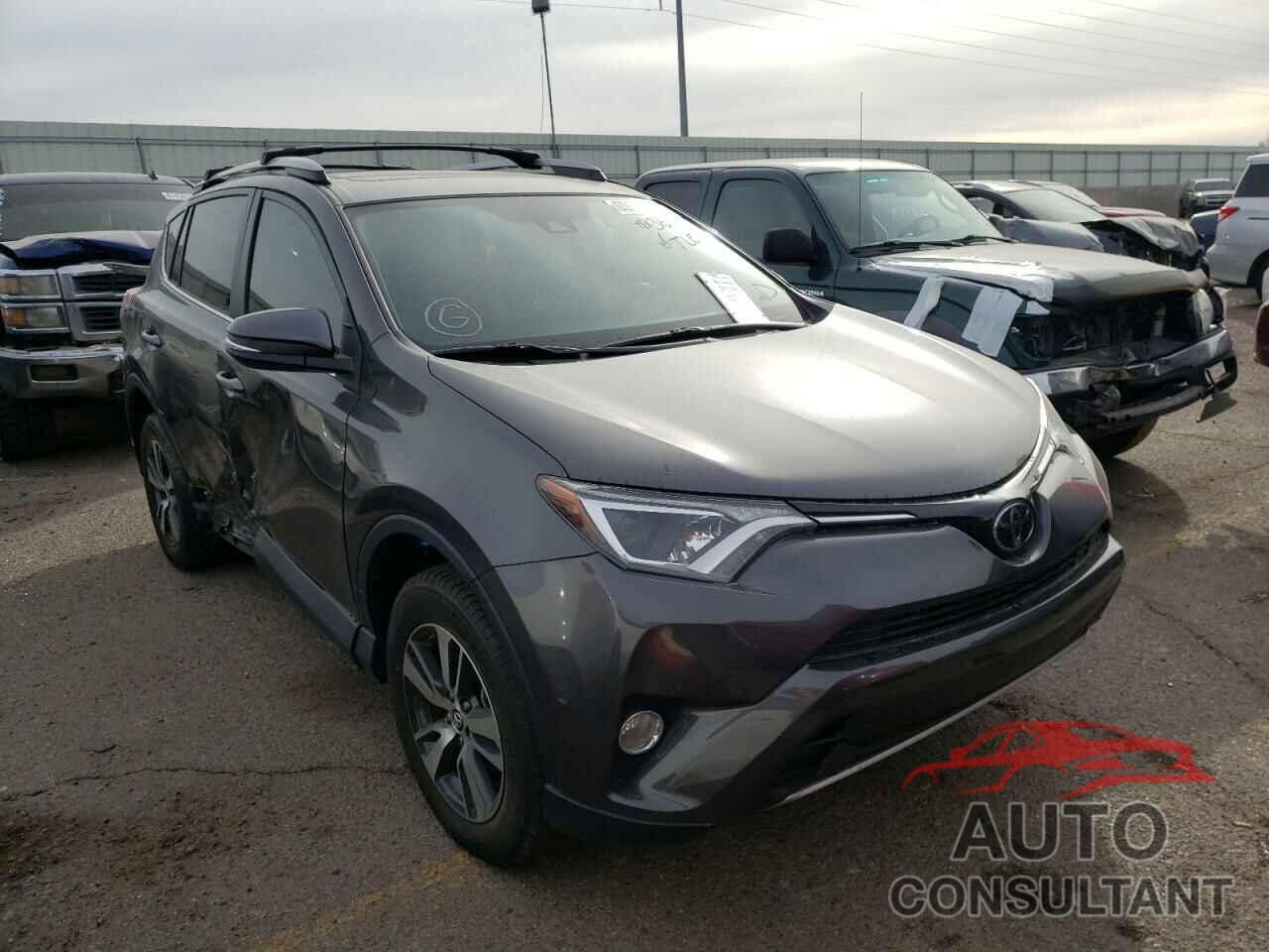 TOYOTA RAV4 2018 - 2T3RFREV6JW728482