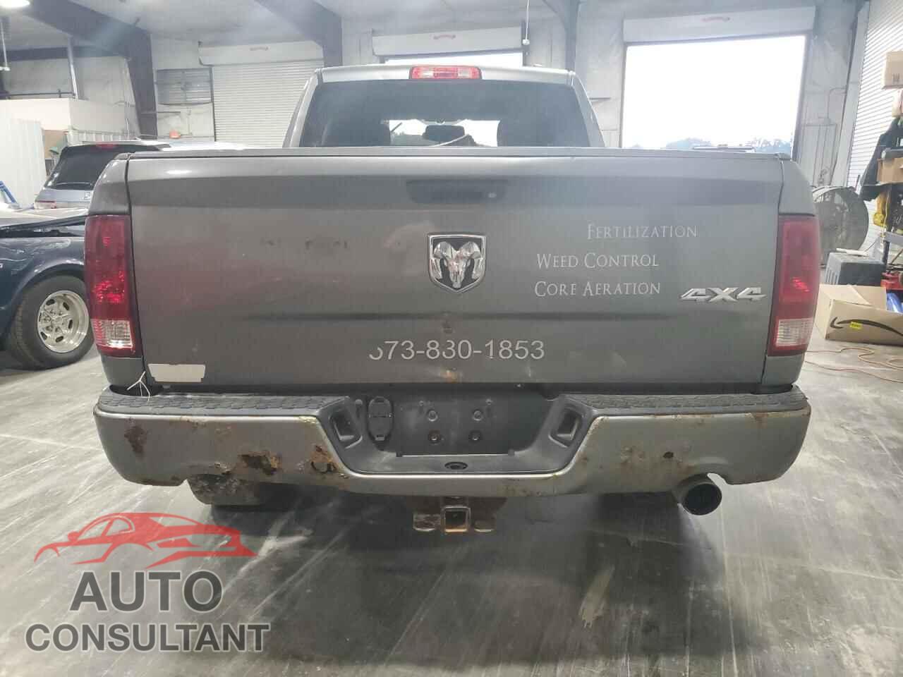 DODGE RAM 1500 2012 - 1C6RD7FT0CS144332