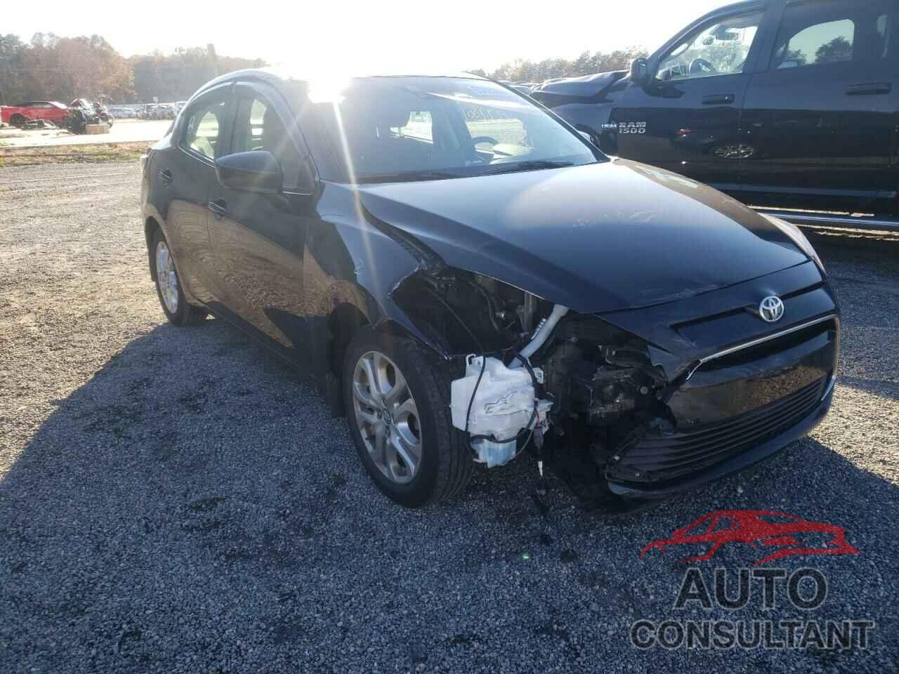 TOYOTA YARIS 2017 - 3MYDLBYV8HY183073