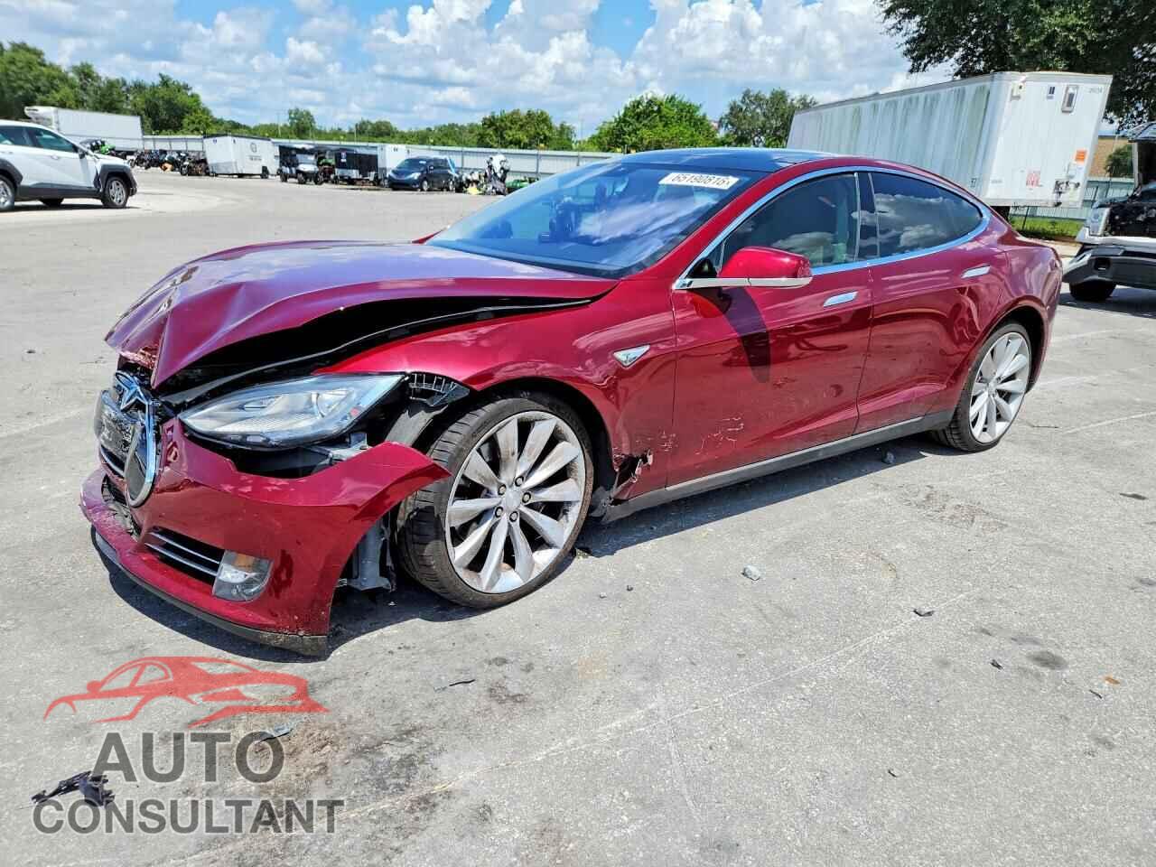 TESLA MODEL S 2012 - 5YJSA1DP2CFS01052