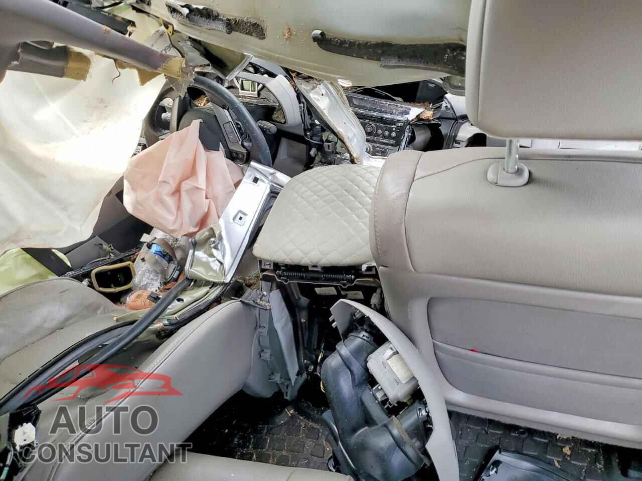 HONDA PILOT 2015 - 5FNYF4H57FB040806