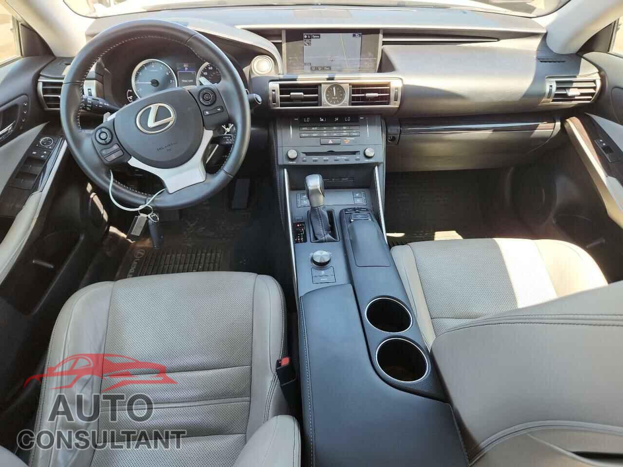 LEXUS IS 2015 - JTHCE1D28F5007448