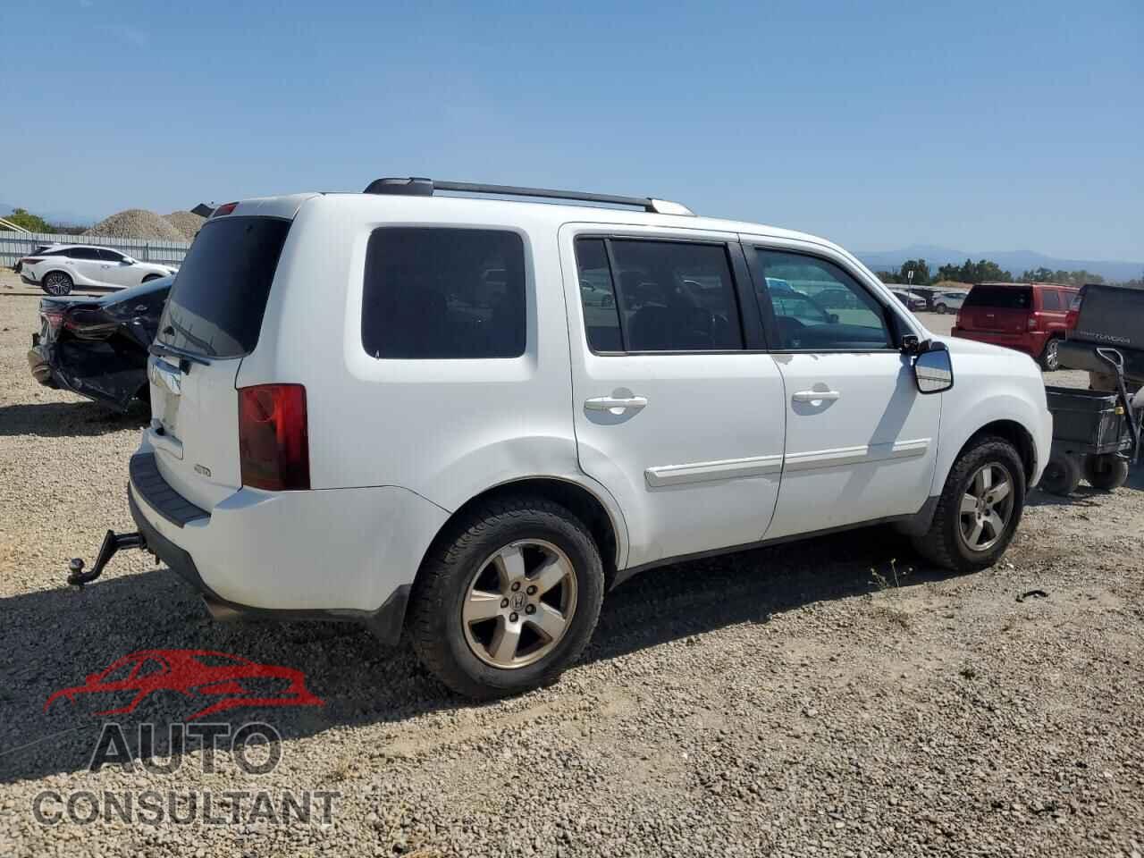HONDA PILOT 2011 - 5FNYF4H75BB032991