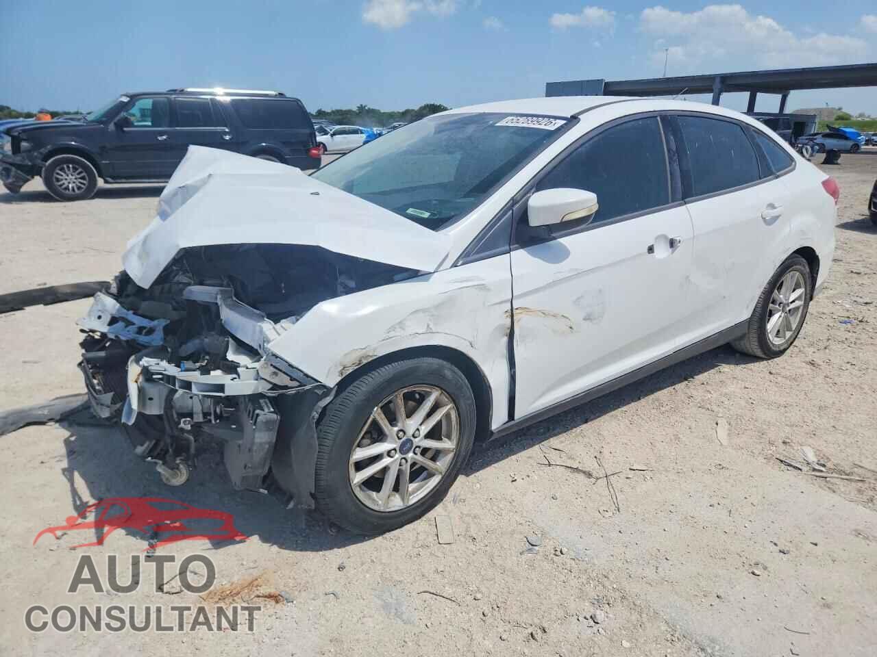 FORD FOCUS 2015 - 1FADP3F2XFL263939