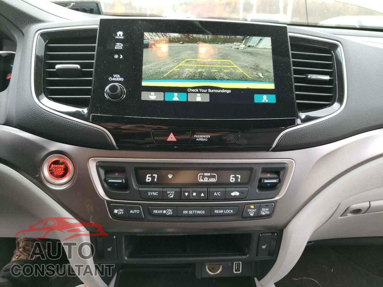 HONDA PILOT 2021 - 5FNYF6H35MB040357